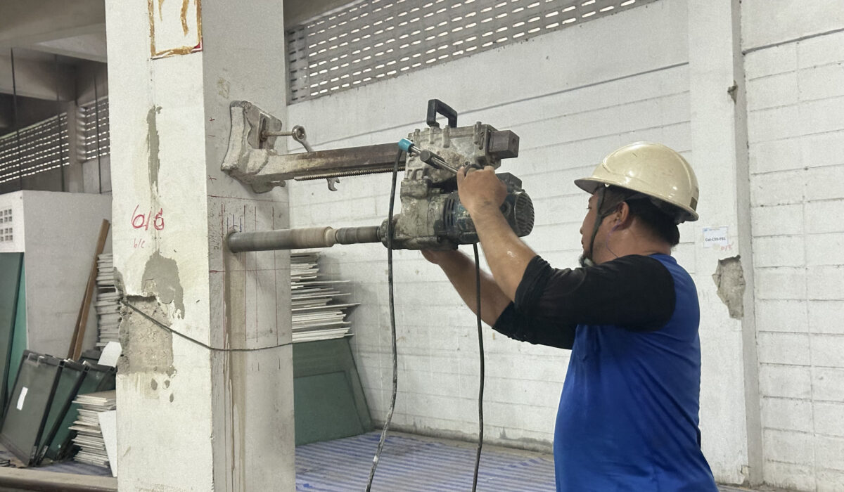 การตรวจสอบค่ากำลังอัดเจาะเก็บแท่งตัวอย่างคอนกรีต (Core Sampling)